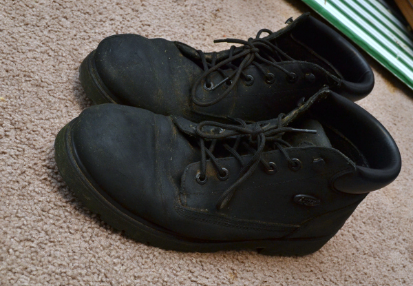Lugz Drifter Boots Review and Giveaway