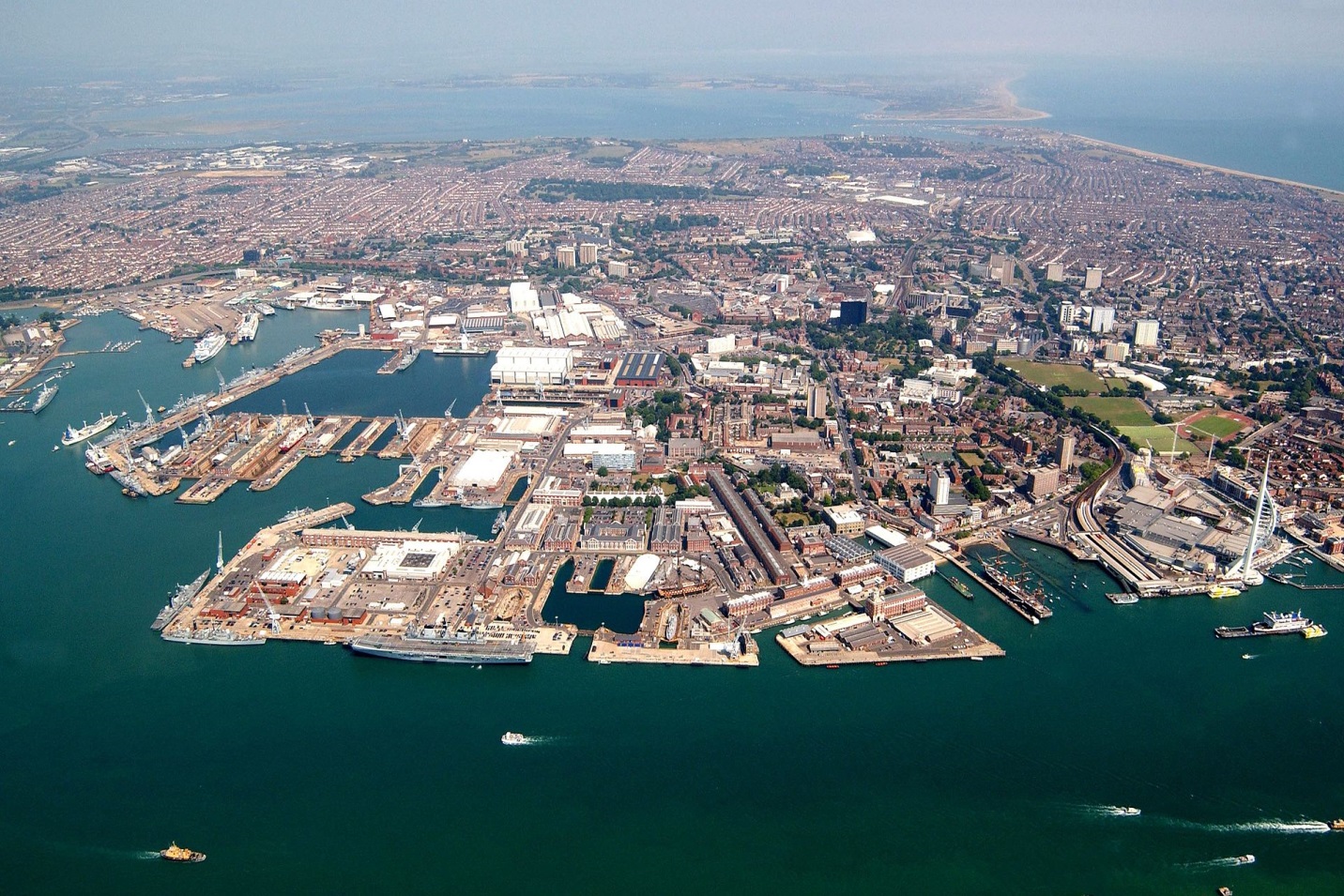 see-all-the-amazing-wonders-offered-at-the-portsmouth-historic-dockyard