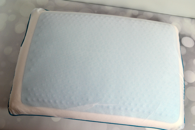 Comfort Revolution's Cooling Gel Pillow!