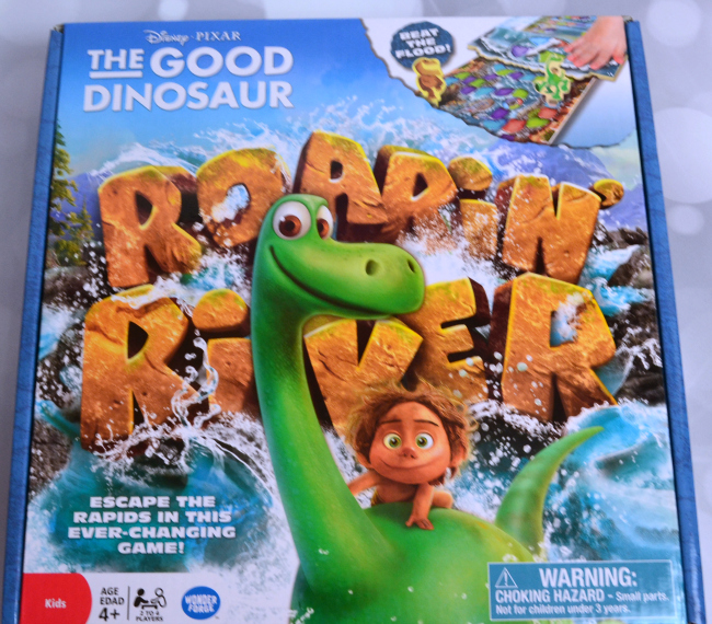 Wonderforge Games: Star Wars Pictopia and The Good Dinosaur Roarin' River #FAMChristmas