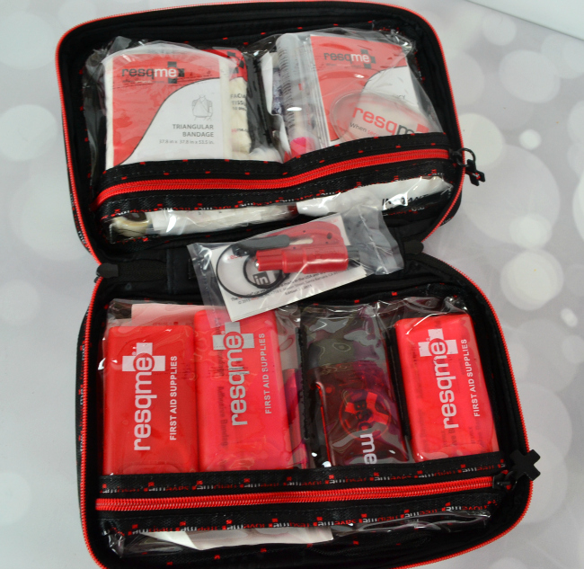 Resqme Lifesaver Kit Review & Giveaway #resqme - It's Free At Last