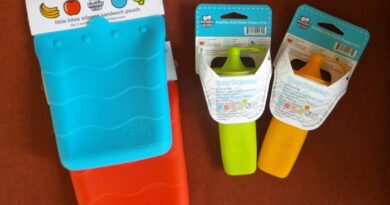 Kinderville Refillable Food Pouches
