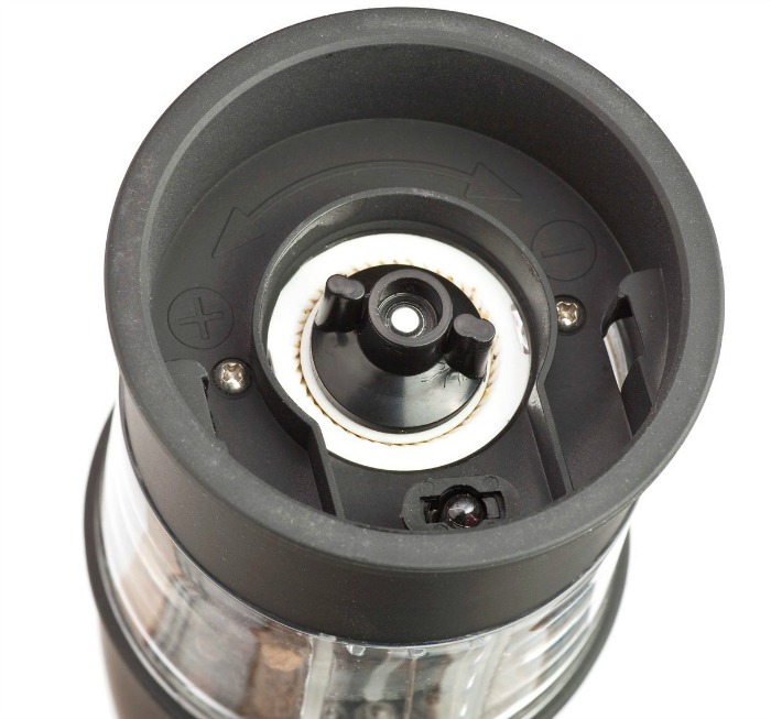 Ozeri BPA Free Artesio Electric Salt and Pepper Grinder Set grinder level