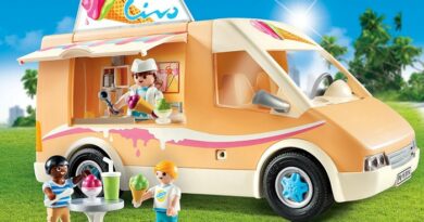 PLAYMOBILE Ice Cream Truck