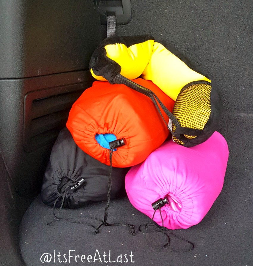 Inflatable BubbleBum Travel Seats Makes Family Travel Easier #MegaChristmas17