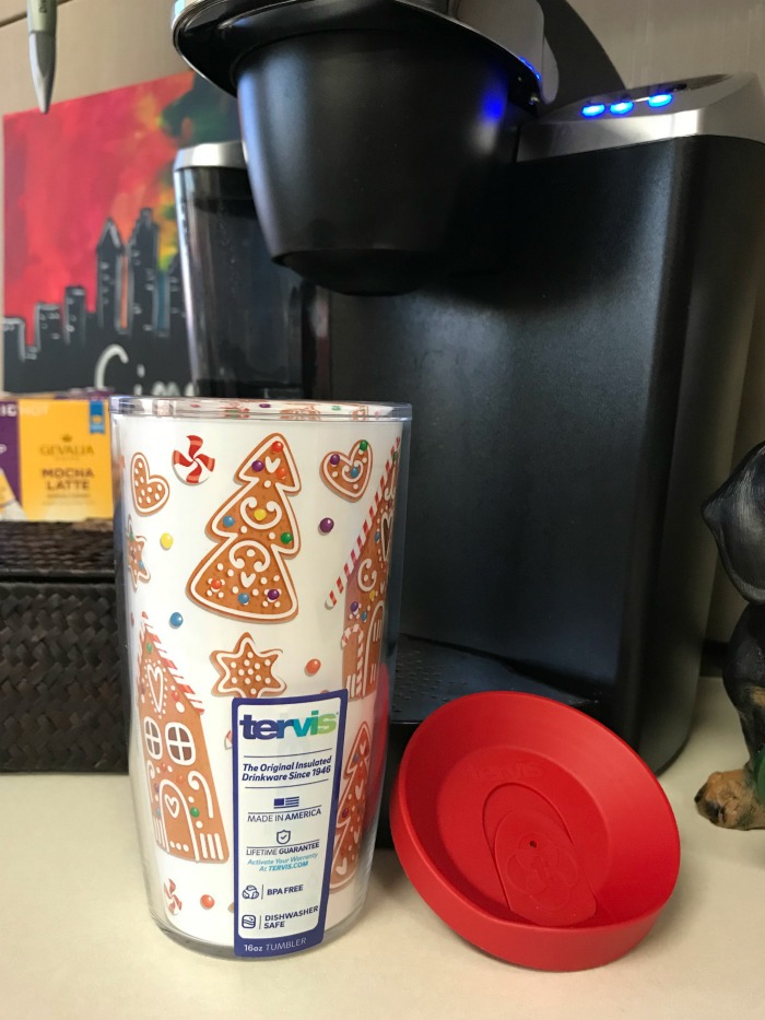 Tervis Keeps Drinks Warm on Cold Winter Day