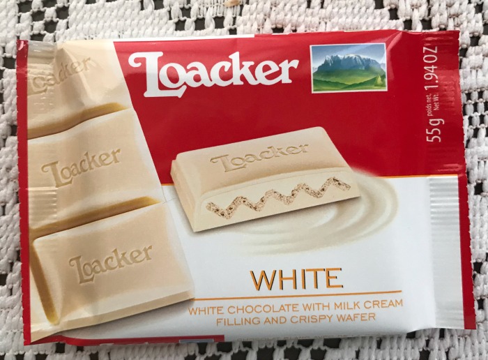 Loacker White Chocolate with Milk Cream Filline and Crispy Wafer