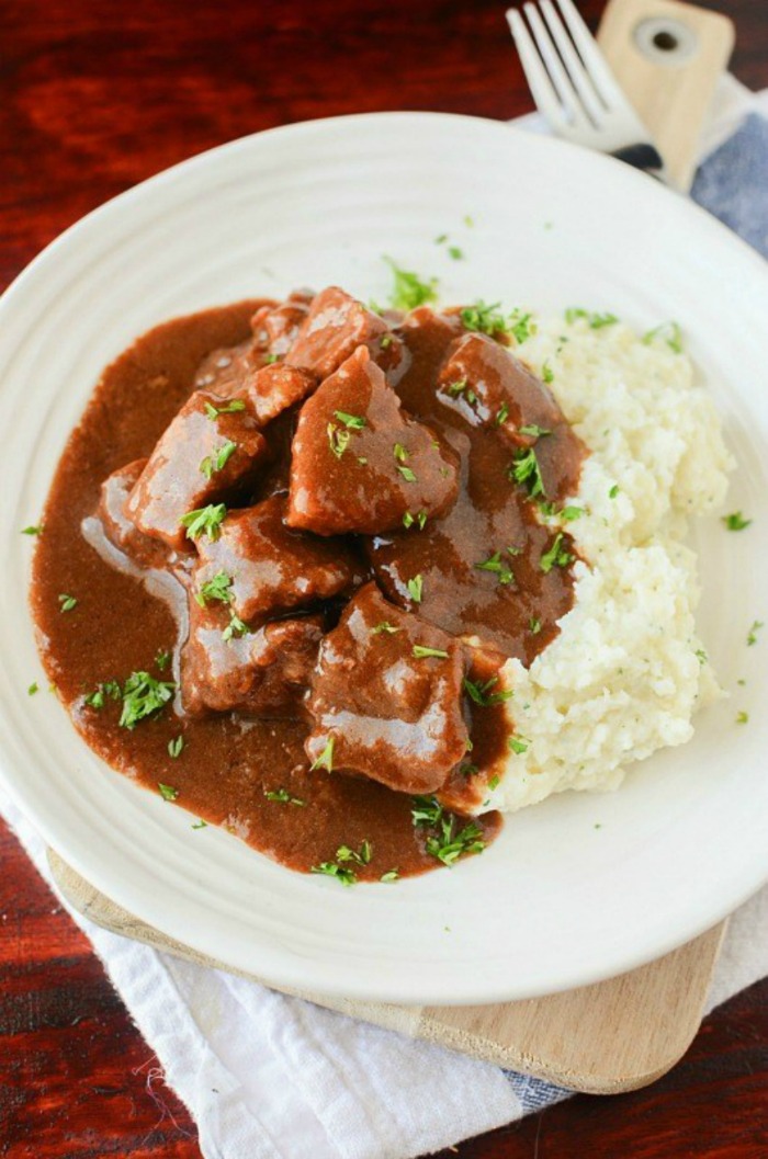 Slow Cooker Crockpot Beef Tips and Gravy