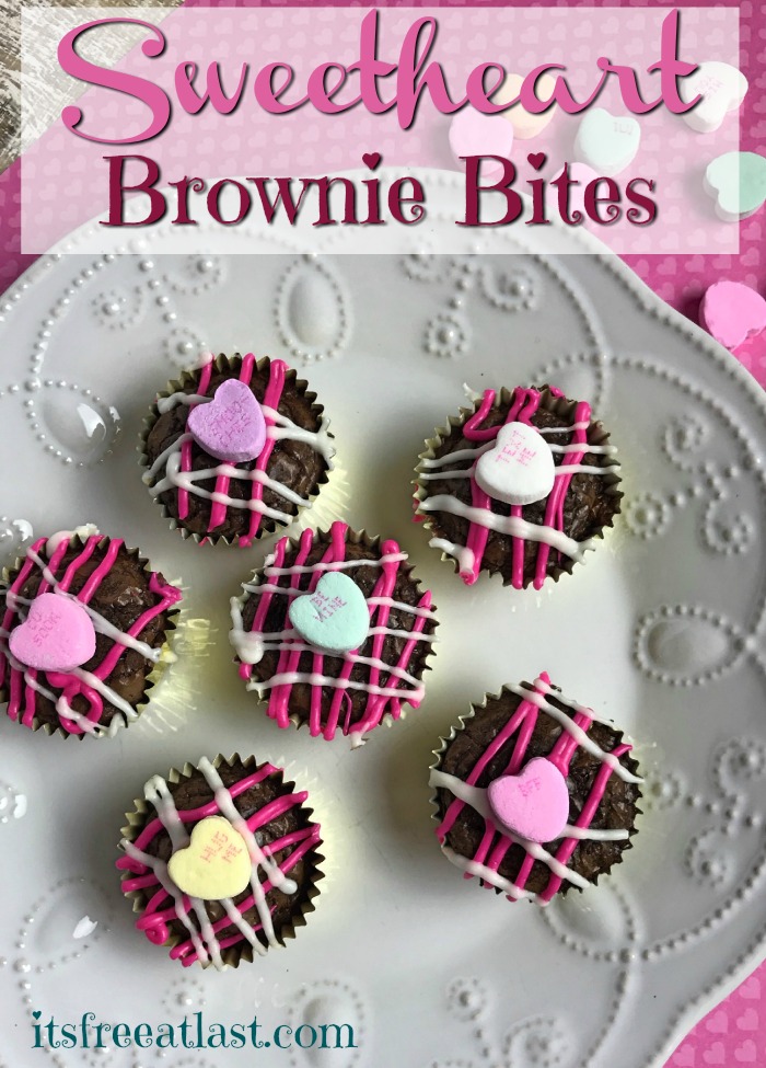 Sweetheart Brownie Bites #desserts #brownies #getinmybelly #sweets