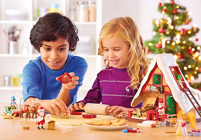 Playmobil Santa's Home : Toys & Games