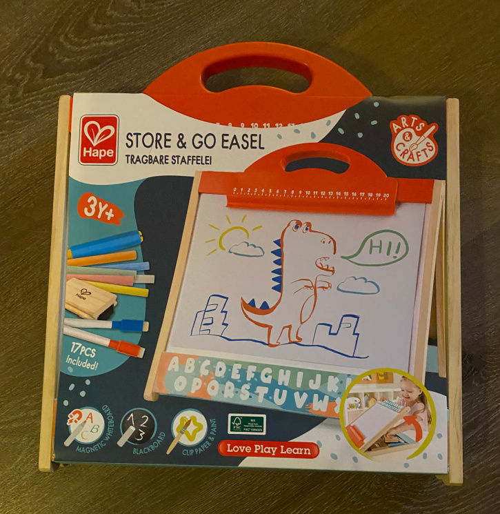 Hape Store & Go Easel